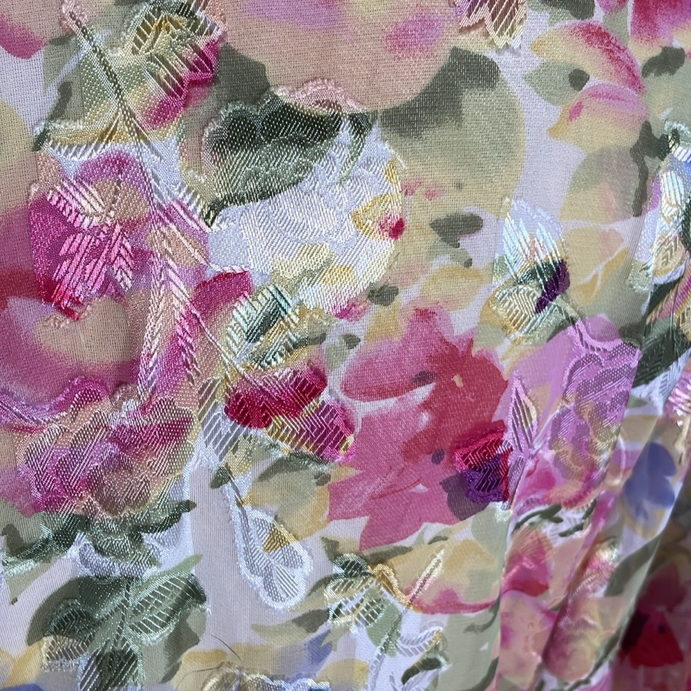 Robe - Picture 6 of 9